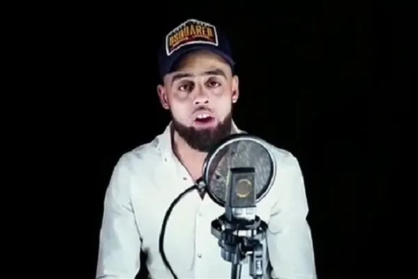 قارئ بريطاني: هذا ما يميز الجمهور المصري في سماع القرآن 
 