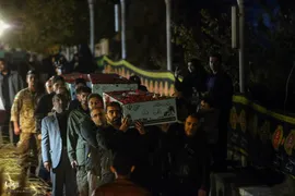 وداع با پیکر پاک ۱۰۰ شهید گمنام