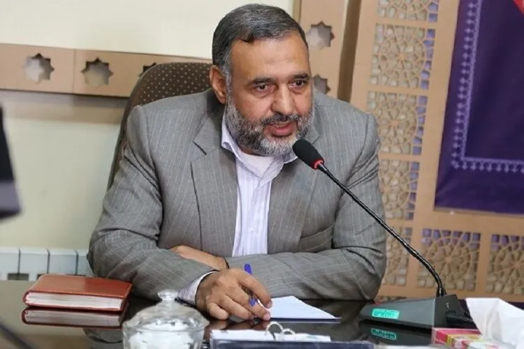 برگزاری محفل قرآنی در جوار مزار شهید سلیمانی در دهه فجر