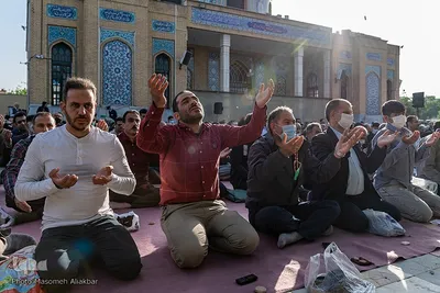 نماز عید فطر در امامزادگان محمد (َع) و سکینه خاتون (س) کرج‎‎