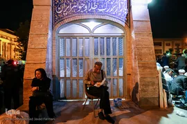 سفره افطاری ساده در بازار پانزده خرداد