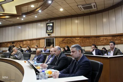 حضور استاندار در صحن شورای اسلامی شهر یزد