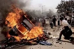 بھارت میں مساجد پر حملے کے ثبوت سامنے لانے پر 2 خواتین صحافی گرفتار