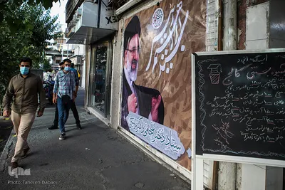 دومین مناظره تلویزیونی نامزدهای سیزدهمین دوره انتخابات ریاست جمهوری با موضوعات فرهنگی، اجتماعی و سیاسی با حضور هفت نامزد ریاست جمهوری برگزار شد.