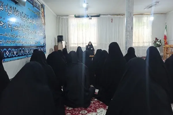 مبلغان دینی سدی در برابر توطئه‌های دشمنان باشند