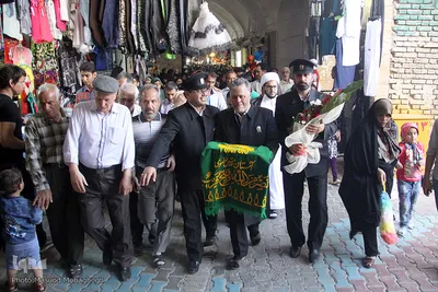 تعويض پرچم گنبد امامزاده علي بن جعفر(ع)