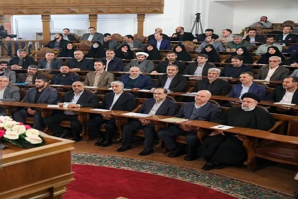 مرجعیت سیاست‌گذاری شورای عالی انقلاب فرهنگی مورد پذیرش قرار گیرد