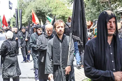 دسته عزاداری روز عاشورا در همدان‎