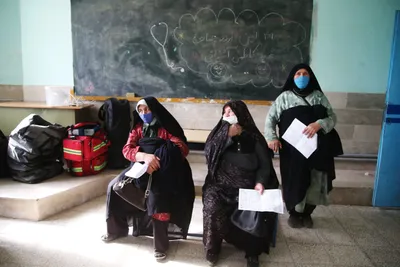 جشن انقلاب در سایه خدمت پزشکی به محرومان