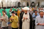 اقامه نماز عید قربان در مسجد ملا اسماعیل یزد