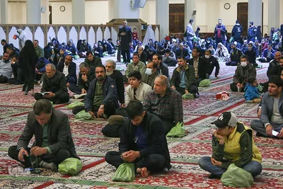 برگزاری مراسم بزرگداشت پیروزی انقلاب اسلامی در حرم مطهر