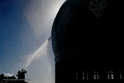 آئین شستشو وتعویض پرچم گنبد مسجد مقدس جمکران