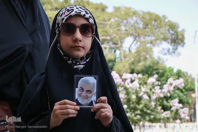 شور انتخابات در گلستان شهدای اصفهان