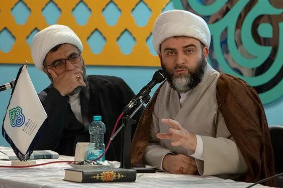 پرسش‌های جوانان هیئتی از رئیس سازمان تبلیغات چه بود؟