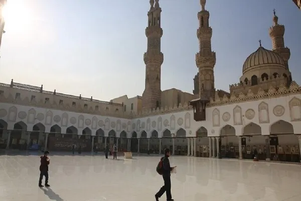 جلسه مدیریت بحران کرونا در مصر برای بازگشایی مساجد