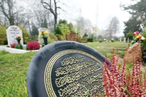 Hollanda’da Avupa’nın en büyük Müslüman mezarlığı