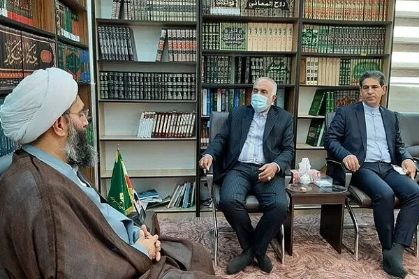 همکاری با کشورهای همسایه امنیت پایدار منطقه را در پی دارد