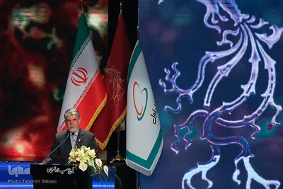 سید عباس صالحی، وزیر فرهنگ و ارشاد اسلامی در اختتامیه سی‌وهفتمین جشنواره فیلم فجر