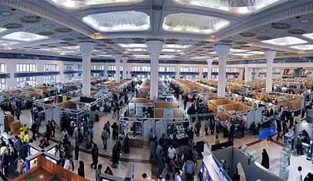 رویکرد تخریبی غرفه داران در نمایشگاه کتاب ناجوانمردانه است