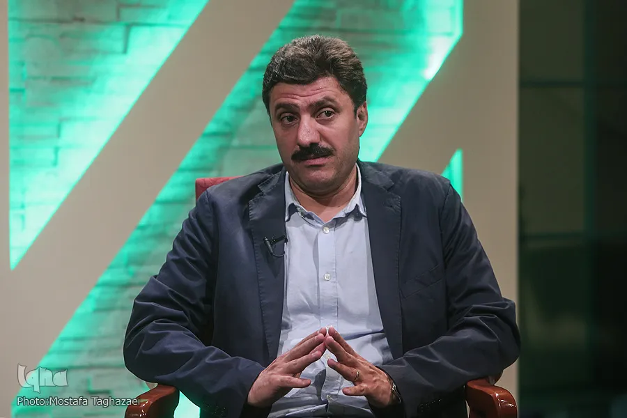 پای سخن خبرنگاری که سال‌ها برای پیوند عاطفه‌ و حقیقت کوشید