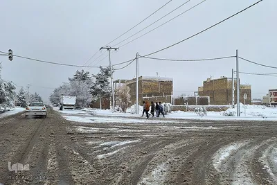 رخت سفید بر تن یزد جهانی