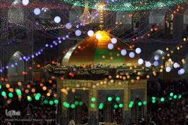 حرم مطهر رضوی در شب میلاد حضرت رضا(ع)