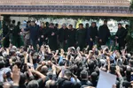 Millionen Menschen bei Trauerfeier für Märtyrer Ayatollah Raisi und seine Gefährte