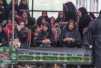 برپایی مراسم تعزیه‌خوانی و نخل‌گردانی در روستای شهوه استان مرکزی