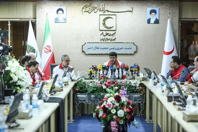 نشست خبری رئیس جمعیت هلال احمر