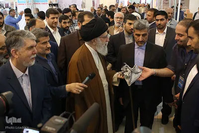 بازدید رهبر انقلاب از سی و‌‌ یکمین نمایشگاه بین‌المللی کتاب تهران