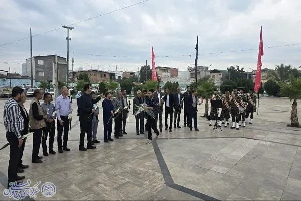 آیین گل افشانی مزار خبرنگار شهید هادی باغبانی شهید مدافع حرم