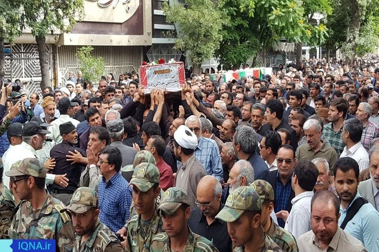 گزارش تصویری مراسم تشییع و اقامه نماز بر پیکر مطهر شهدای حادثه مجلس در بجنورد