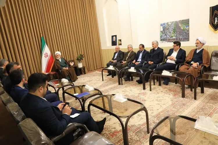 سرمایه‌گذاری و تولید اولویت نخست کشور است