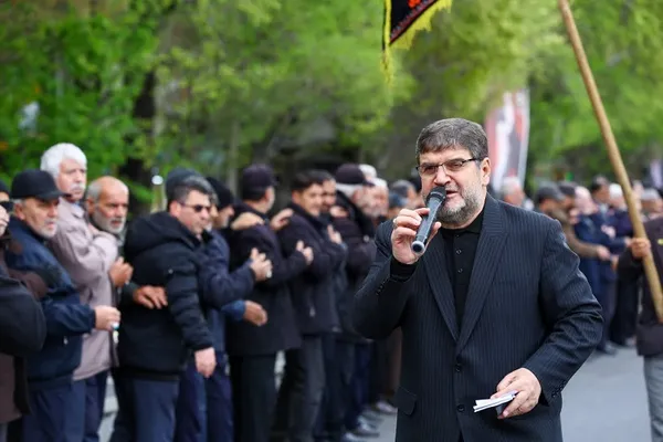 عزاداری خیابانی شهادت امام صادق(ع) در تبریز