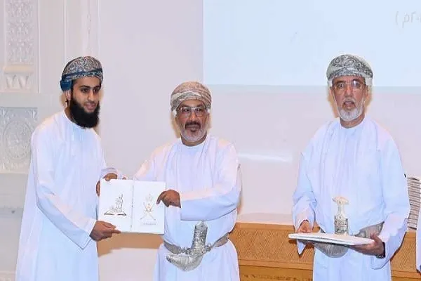 Les lauréats du concours coranique d’Oman honorés 