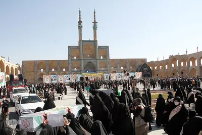 استقبال و تشییع چهار شهید گمنام در یزد‎