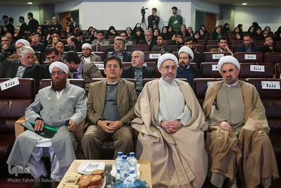 نخستین همایش ملی آسیب شناسی پایان نامه‌ها و رساله‌های حوزه علوم انسانی