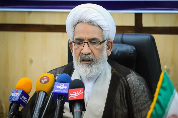 برخورد با مفاسد اقتصادی باید ریشه ای باشد