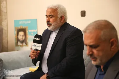 دیدار قرآنیان پیرو مکتب شهید سلیمانی و جمعی از مدیران جهاددانشگاهی با خانواده شهید تقوی