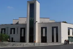 Frankreich: „Grüne“ Moschee lockt Besucher an