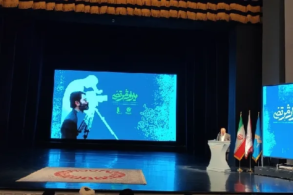 شهید آوینی پرچمدار هنر متعهد در سینما است