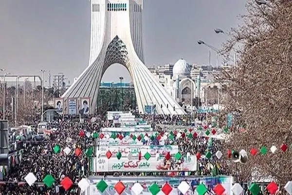 اجرای مراسم ویدئو مپینگ در برج آزادی