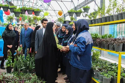 افتتاح گالری گل حامی زير نظر بنياد تعاون زندانيان استان مركزی/عکاس: زهرا بهرامی