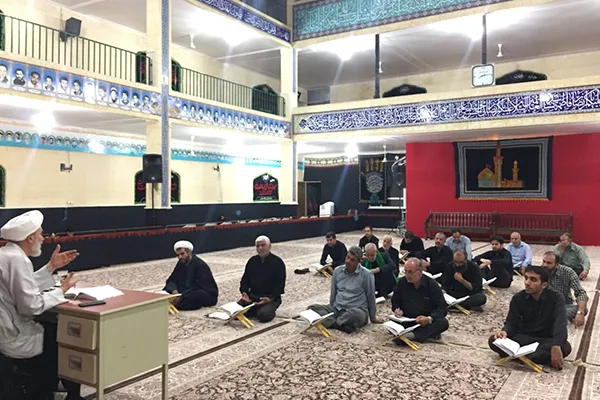 برگزاری کلاس تفسیر در اشکذر