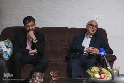 دیدار جامعه قرآنی با خانواده شهید حمید صفاری