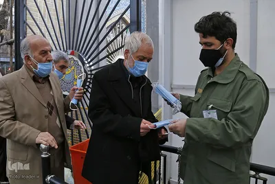 ارتباط تصویری رهبر انقلاب با جمعی از مردم آذربایجان شرقی