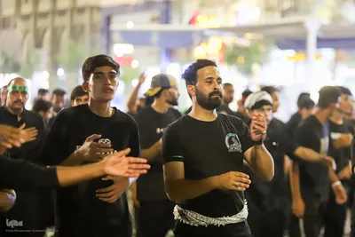 بین الحرمین در انتظار پیکر مطهر رهبر شهید
