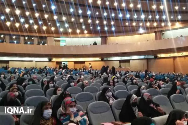 همایش دخترانه «شایسته شو» در کرج برگزار شد + عکس
