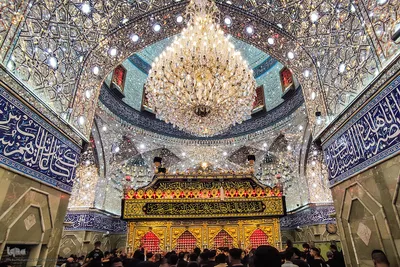 بین الحرمین در انتظار پیکر مطهر رهبر شهید