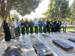 تجدید میثاق خبرنگاران و غبارروبی گلزار شهدای ملایر